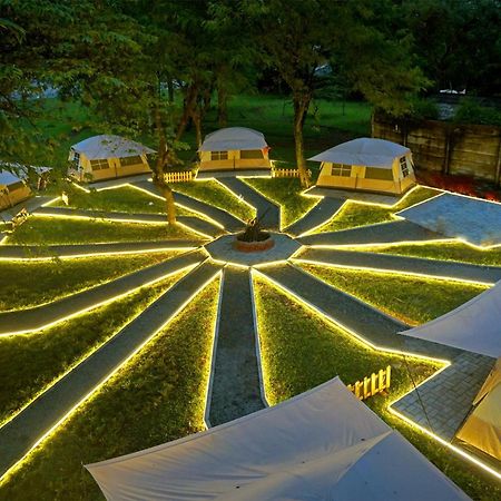 Harris Hotel Sentul City Bogor Exterior foto